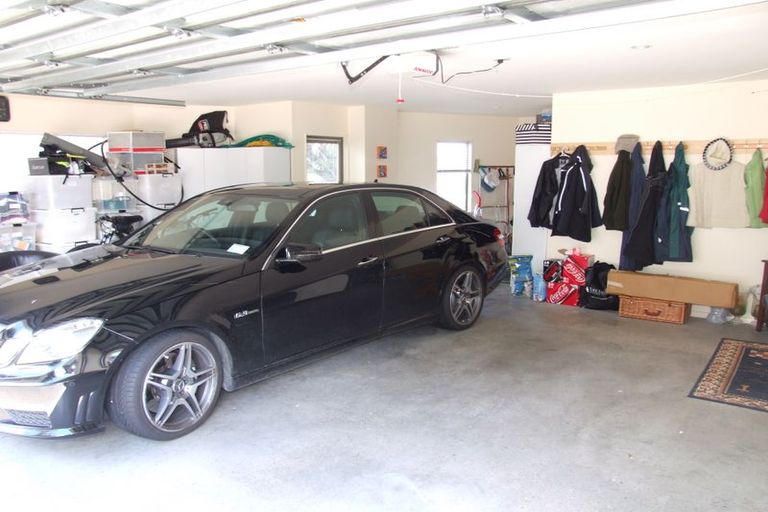 Photo of property in 2/72 Harvey Street, Waipahihi, Taupo, 3330