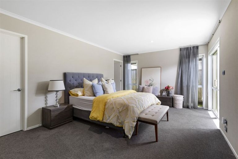 Photo of property in 83 Pohutukawa Parade, Riverhead, 0820
