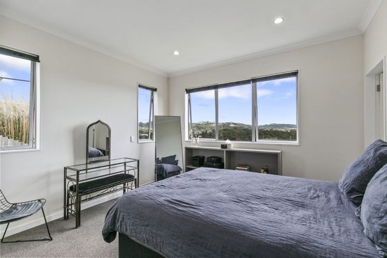 Photo of property in 6 Polestar Lane, Whitby, Porirua, 5024