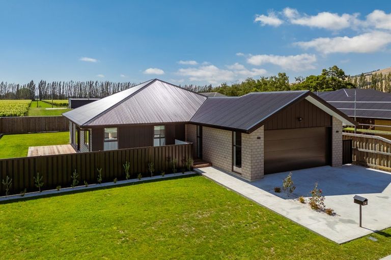 Photo of property in 38 Taurangawaka Road, One Tree Point, 0118