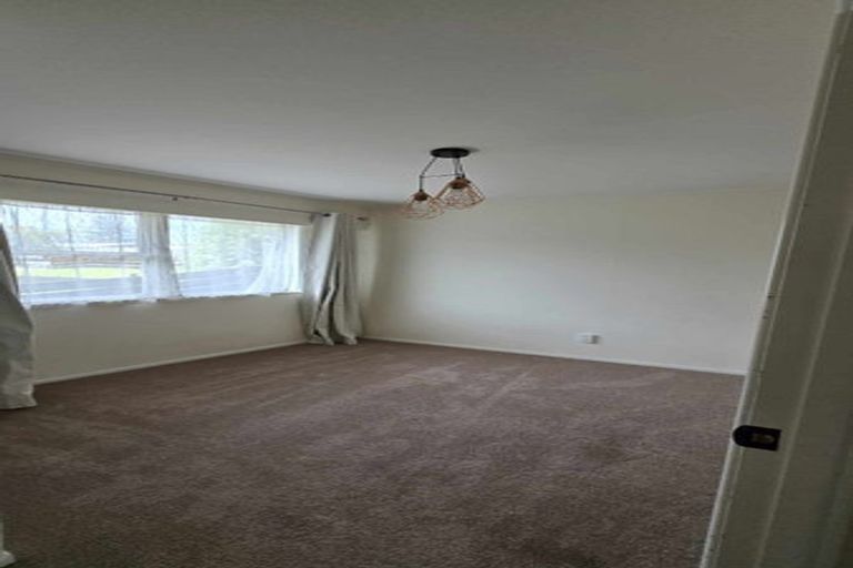 Photo of property in 48 Reeves Road, Pakuranga, Auckland, 2010
