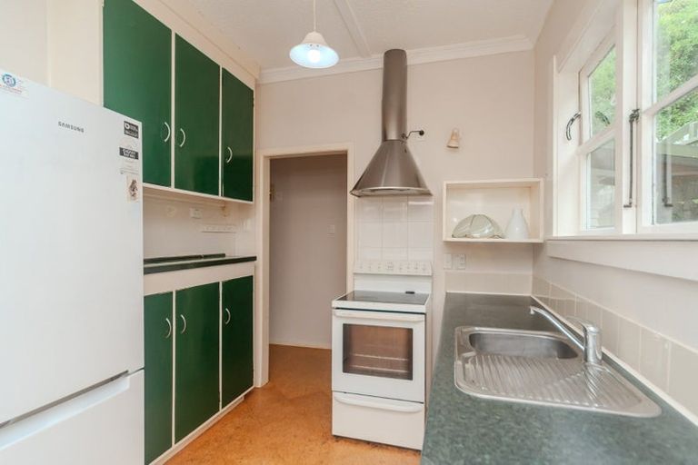 Photo of property in 97 Duncan Terrace, Kilbirnie, Wellington, 6022