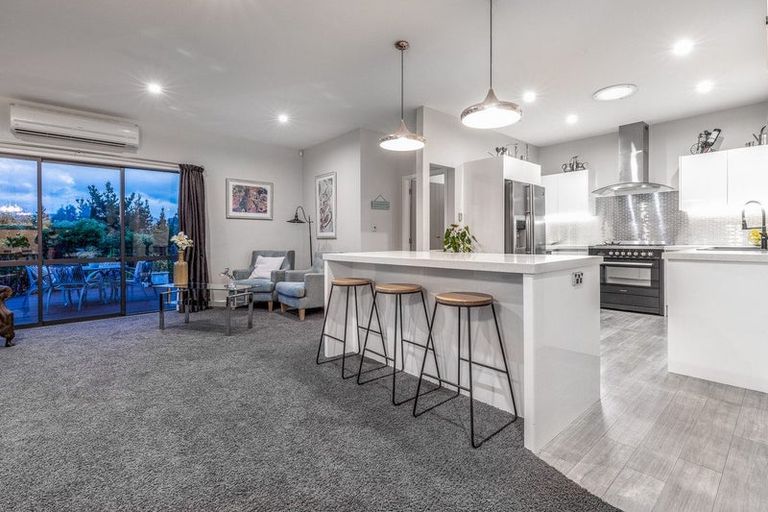 Photo of property in 154 Endeavour Drive, Whitby, Porirua, 5024