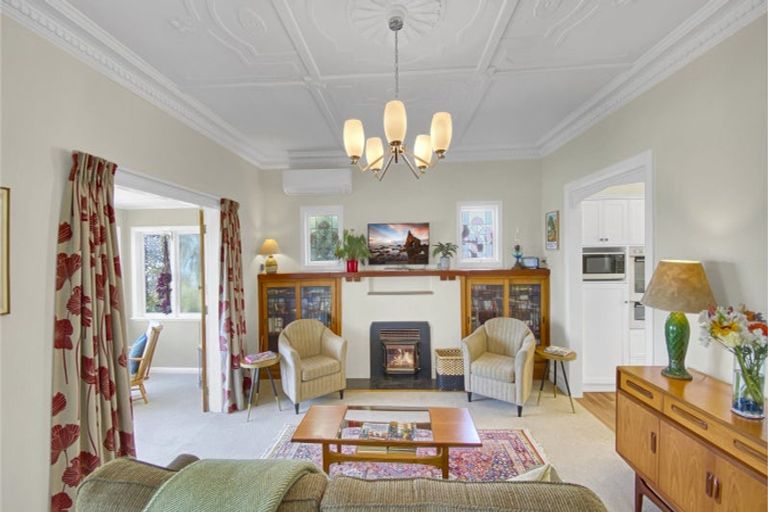 Photo of property in 36 The Esplanade, Westshore, Napier, 4110