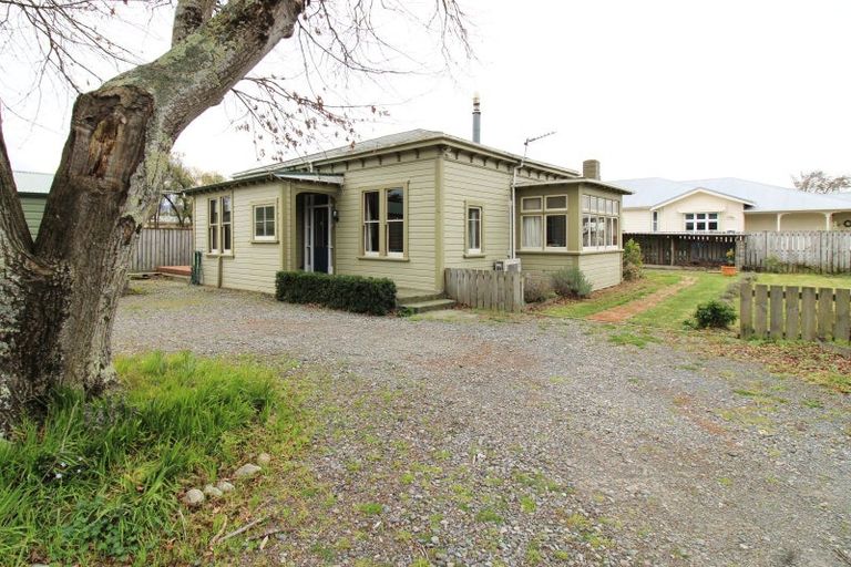 Photo of property in 62 Kent Street, Carterton, 5713