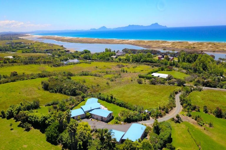 Photo of property in 6 Cullen Road, Waipu, 0582