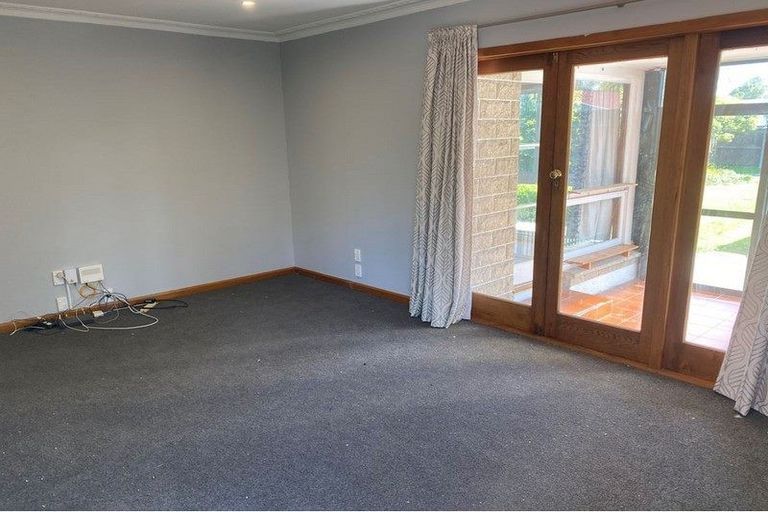 Photo of property in 27 Carruthers Street, Ilam, Christchurch, 8041