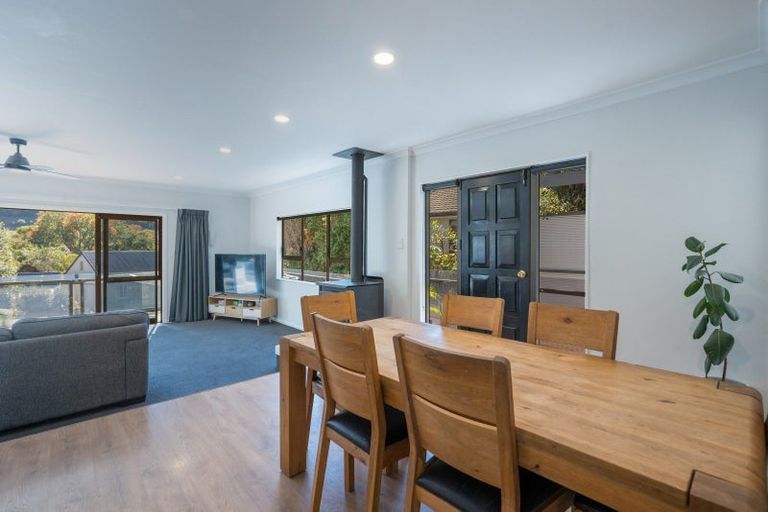 Photo of property in 17 Te Ata Place, Atawhai, Nelson, 7010