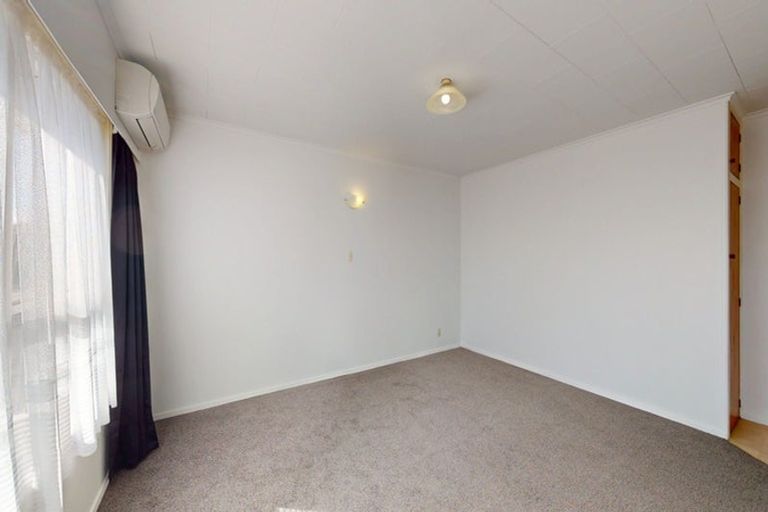 Photo of property in 2/13 Victoria Street, Levin, 5510