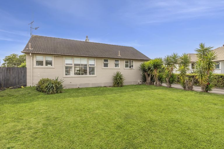 Photo of property in 15 Willis Street, Bader, Hamilton, 3206