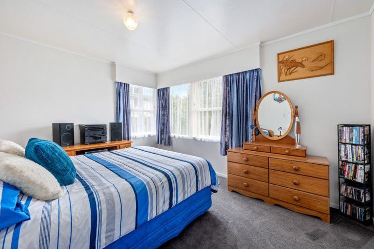 Photo of property in 10 Walnut Place, Owhata, Rotorua, 3010