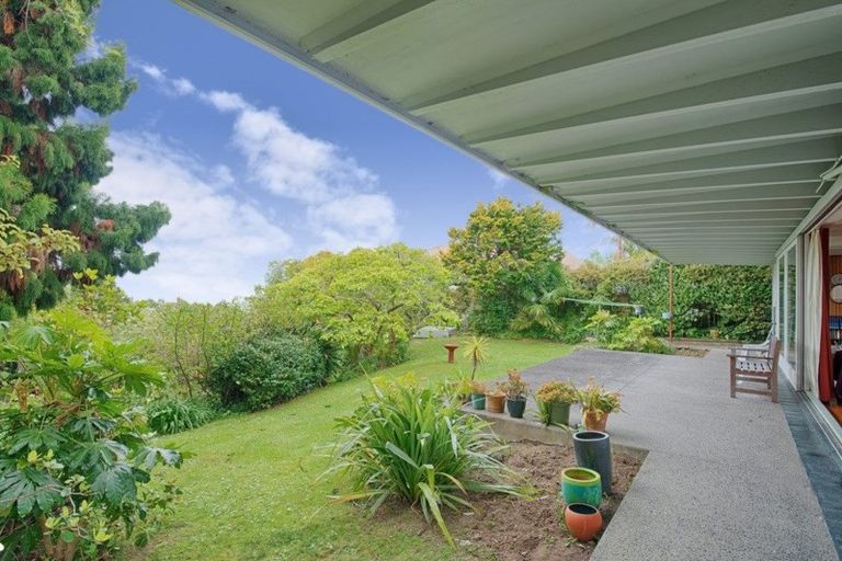 Photo of property in 50 Castor Bay Road, Castor Bay, Auckland, 0620