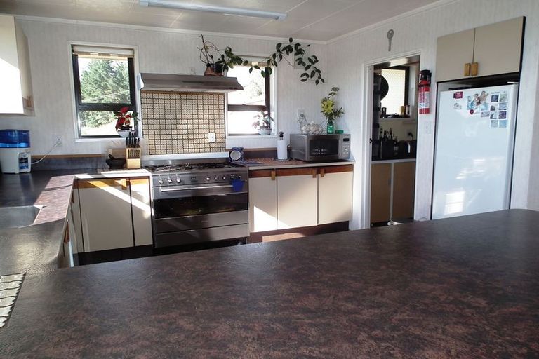 Photo of property in 35 Browns Road, Alma, Oamaru, 9491