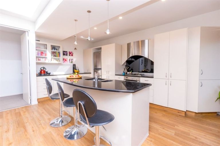 Photo of property in 50 Waiwetu Street, Fendalton, Christchurch, 8052