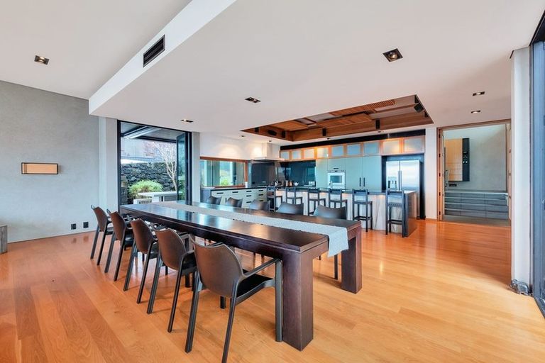 Photo of property in 51 Pacific Parade, Army Bay, Whangaparaoa, 0930