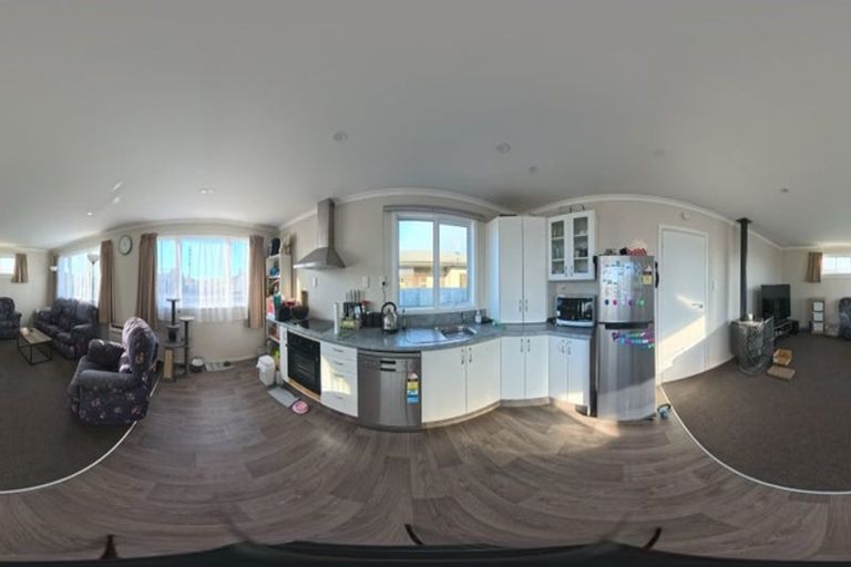 Photo of property in 8 Fraser Street, Waikiwi, Invercargill, 9810