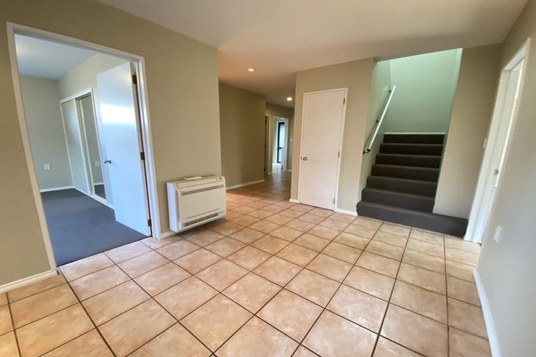 Photo of property in 2/91 Woodham Road, Linwood, Christchurch, 8062