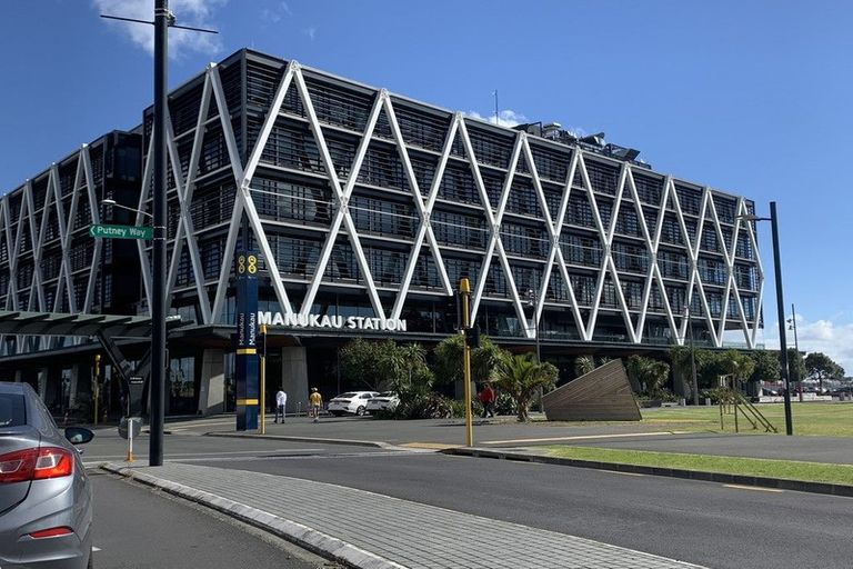 Photo of property in Proximity Apartments, 902/17 Amersham Way, Manukau, Auckland, 2104