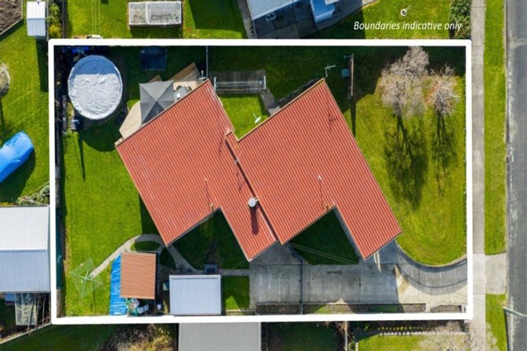 Photo of property in 7a-b Jull Crescent, Waipukurau, 4200