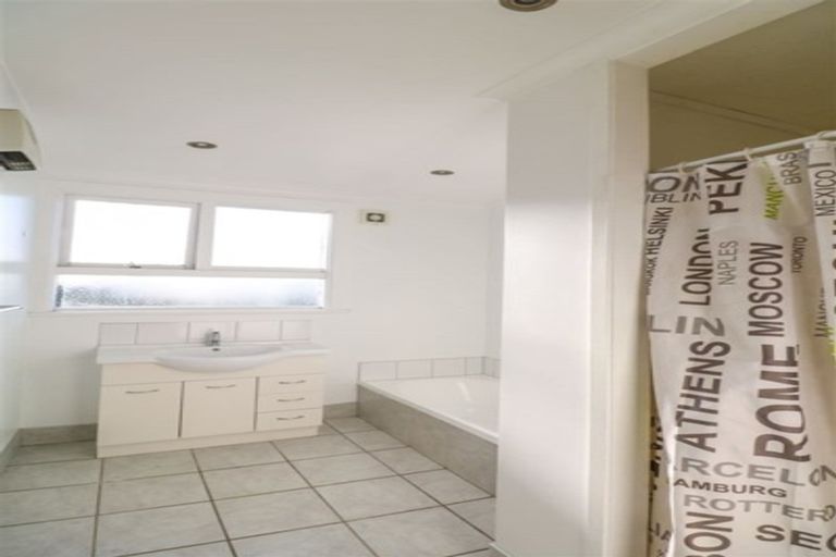 Photo of property in 2/122 North Street, Seaview, Timaru, 7910