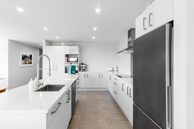 Photo of property in 16 Tawhai Crescent, Wharewaka, Taupo, 3330