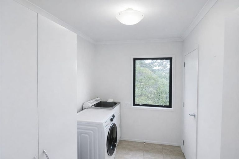 Photo of property in 140 Wattle Bay Road, Manukau Heads, Waiuku, 2684