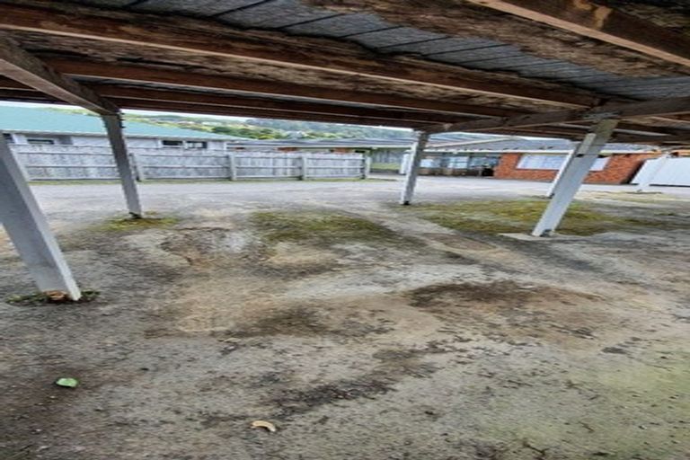 Photo of property in 3/7 Davies Street, Tawa, Wellington, 5028