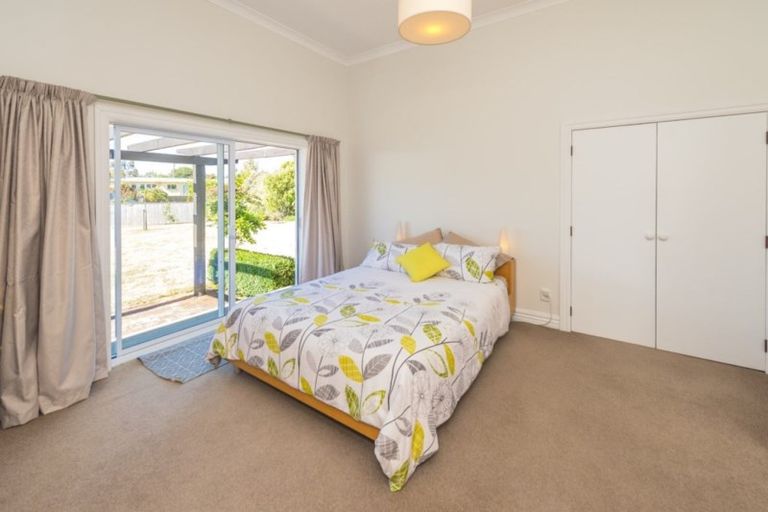 Photo of property in 8a Tirimoana Place, Otamatea, Whanganui, 4501