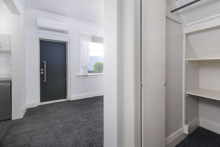 Photo of property in 53 Manor Place, Dunedin Central, Dunedin, 9016