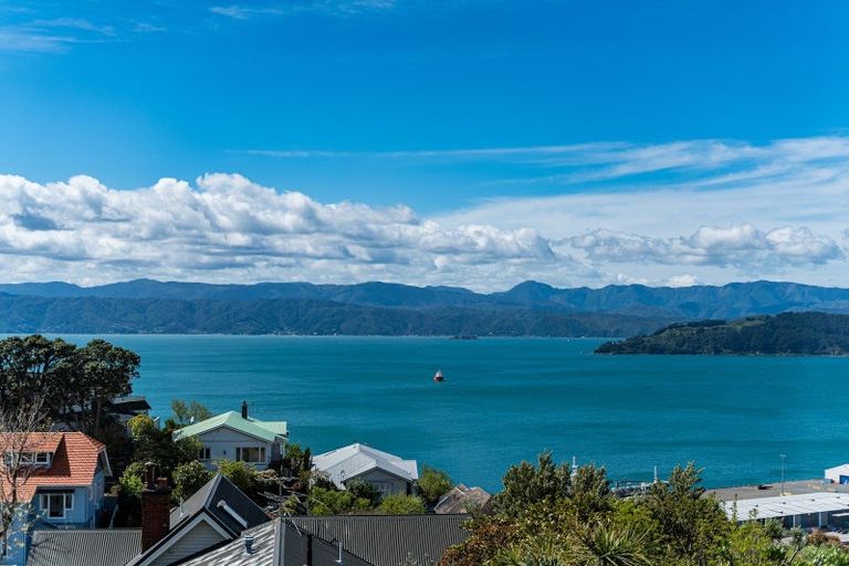 Photo of property in 14 Sefton Street, Wadestown, Wellington, 6012