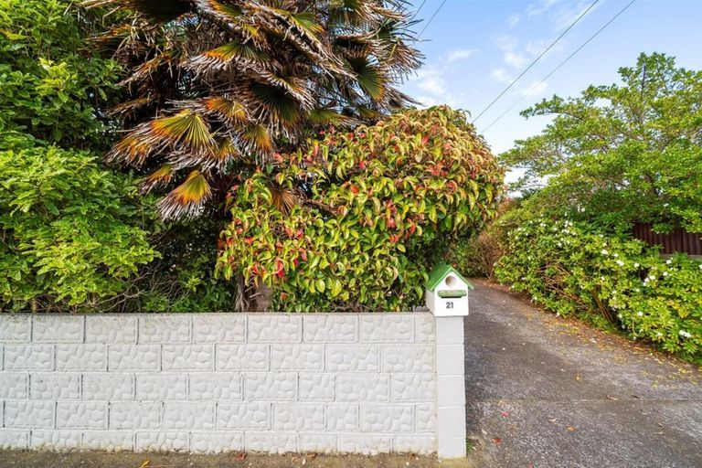 Photo of property in 21 Ramanui Avenue, Hawera, 4610