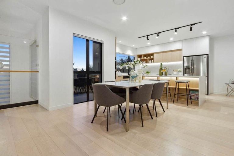 Photo of property in 34b Esmonde Road, Takapuna, Auckland, 0622