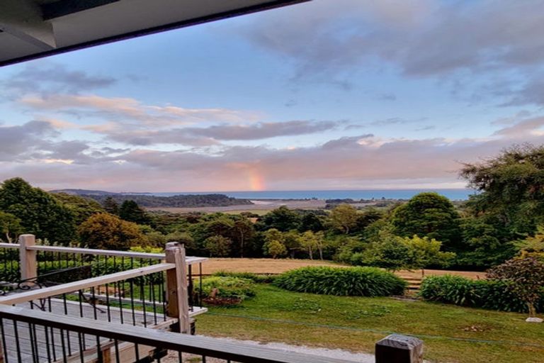 Photo of property in 100 Rocklands Road, Clifton, Takaka, 7183