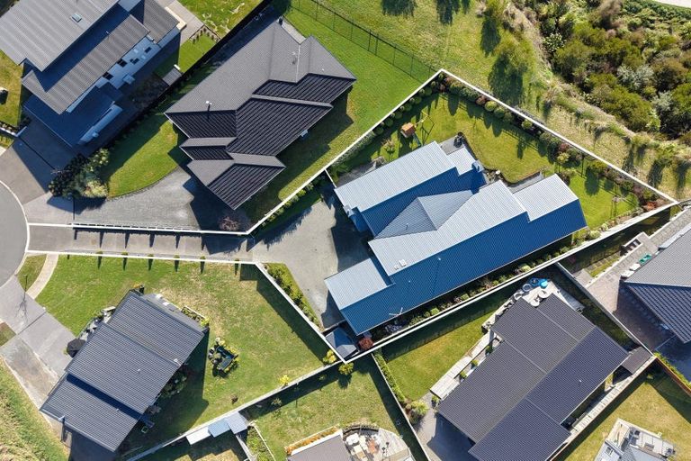 Photo of property in 13 Tuhua Close, Wharewaka, Taupo, 3330