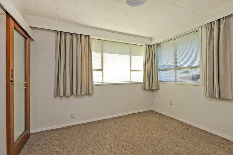 Photo of property in 2/112 Mcleod Street, Camberley, Hastings, 4120