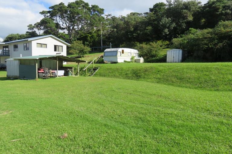 Photo of property in 10 Ohawini Road, Oakura, Hikurangi, 0184