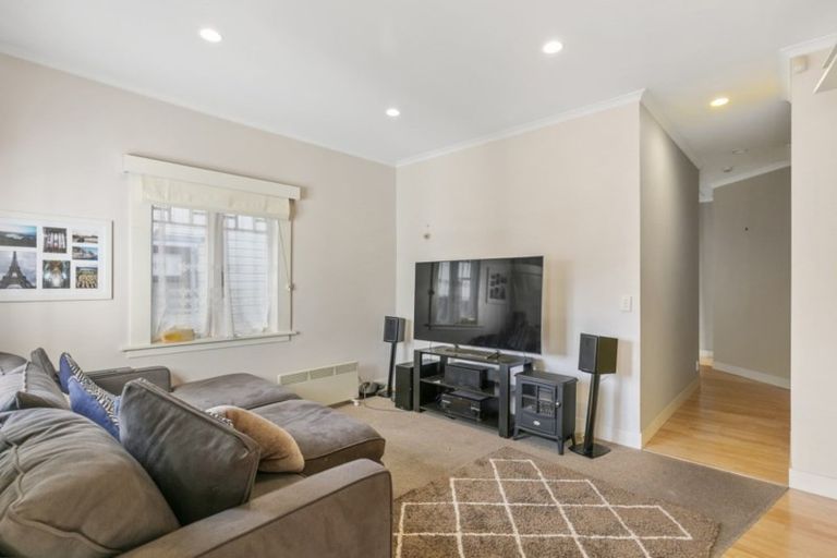 Photo of property in 24 Yule Street, Kilbirnie, Wellington, 6022