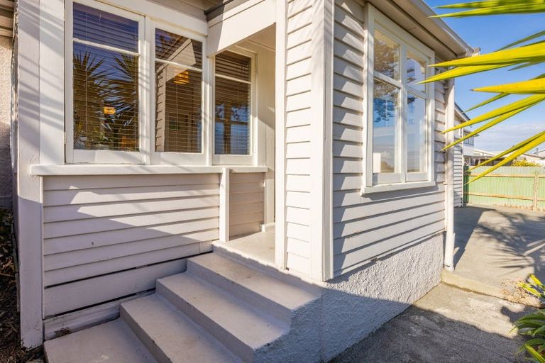 Photo of property in 9 Pukeko Place, Westshore, Napier, 4110