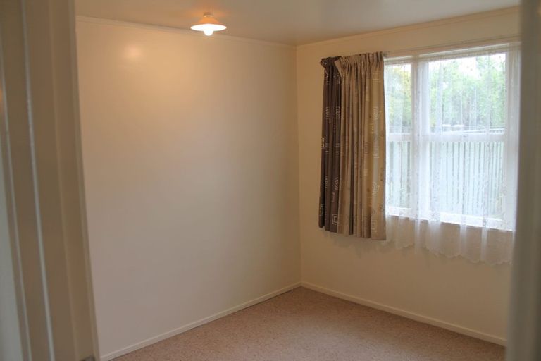 Photo of property in 6 King Edward Avenue, Papakura, 2110