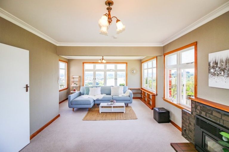 Photo of property in 2 Rodney Street, Durie Hill, Whanganui, 4500