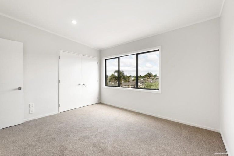 Photo of property in 10 Kevale Place, Manurewa, Auckland, 2102