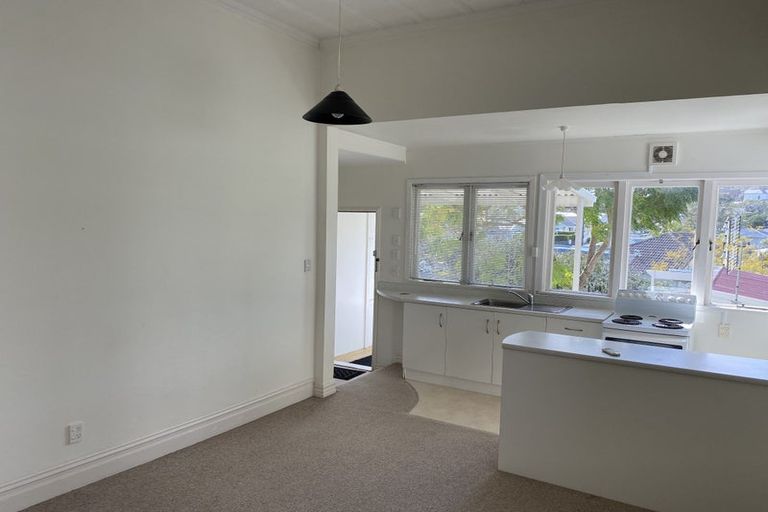 Photo of property in 14 Shoal Bay Road, Devonport, Auckland, 0624