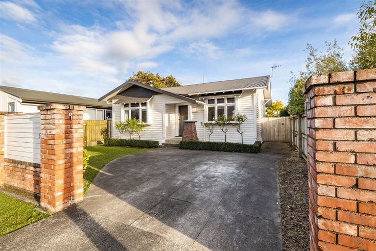 Photo of property in 54 Matipo Street, Takaro, Palmerston North, 4410