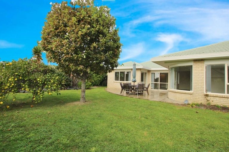 Photo of property in 9 Judd Place, Orewa, 0931