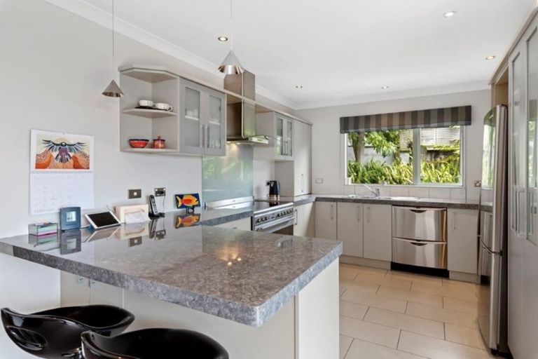 Photo of property in 4 Kaka Street, Waikanae, 5036