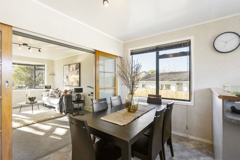 Photo of property in 17 Castleton Street, Birkdale, Auckland, 0626