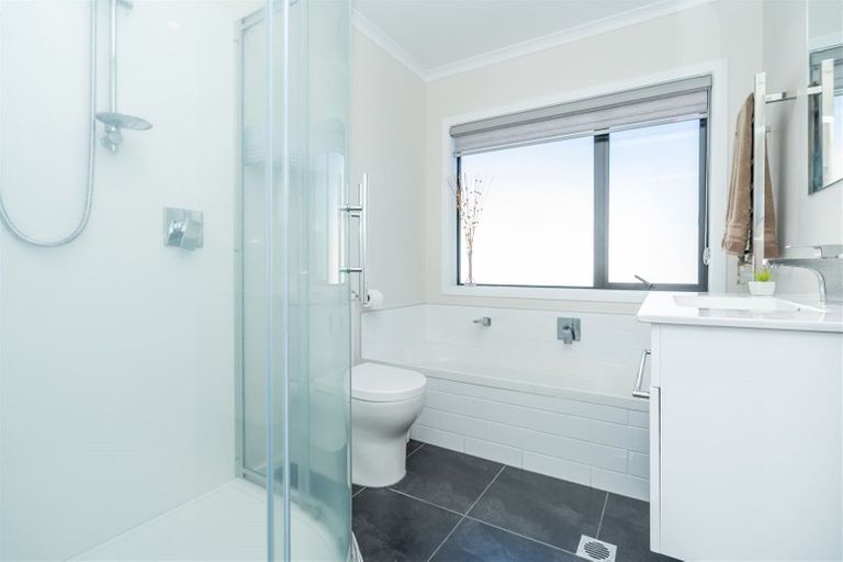 Photo of property in 69 Tennille Street, Flagstaff, Hamilton, 3210