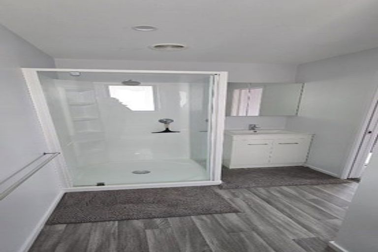 Photo of property in 67 Whites Road, Whitford, Howick, 2571