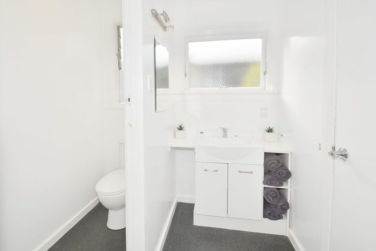 Photo of property in 2 Barr Street, Kenmure, Dunedin, 9011