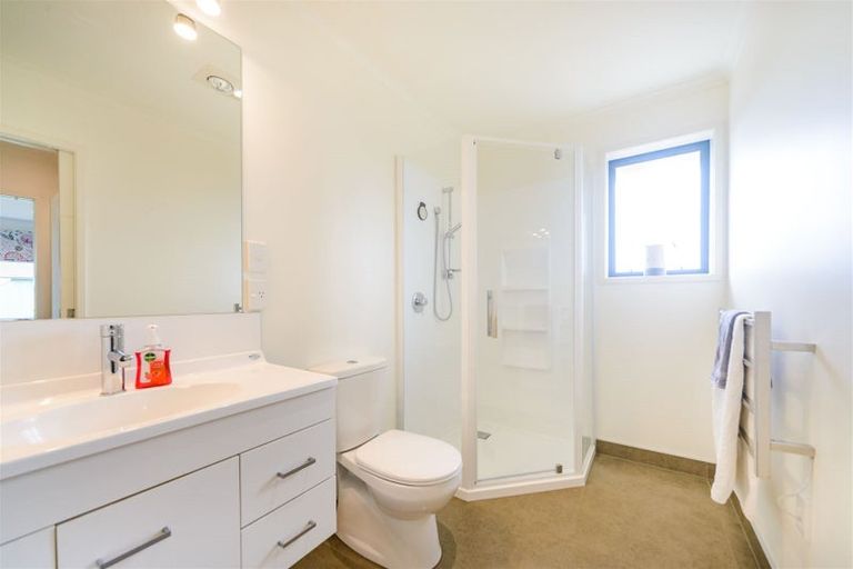 Photo of property in 27 Macdonald Heights, Feilding, 4702